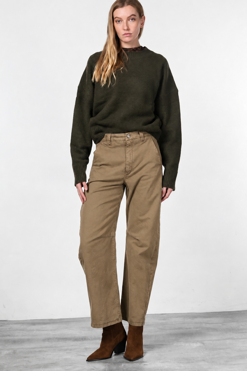 Vivienne City women’s chino pants in gabardine with balloon fit