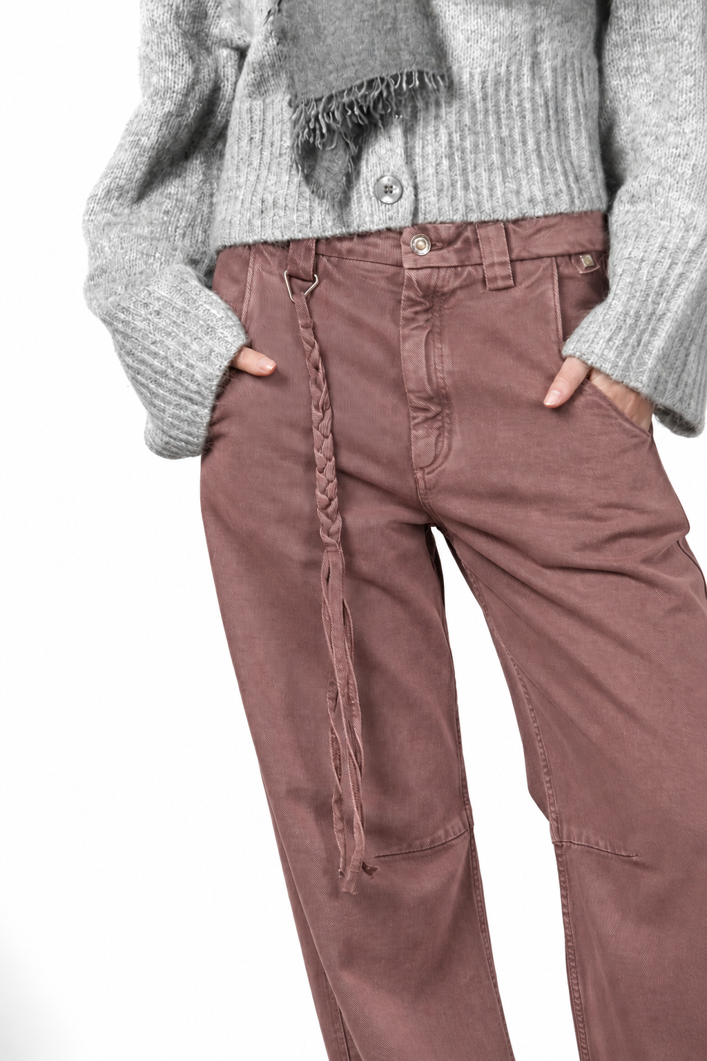 Violette pantalón chino de mujer en twill balloon fit ①
