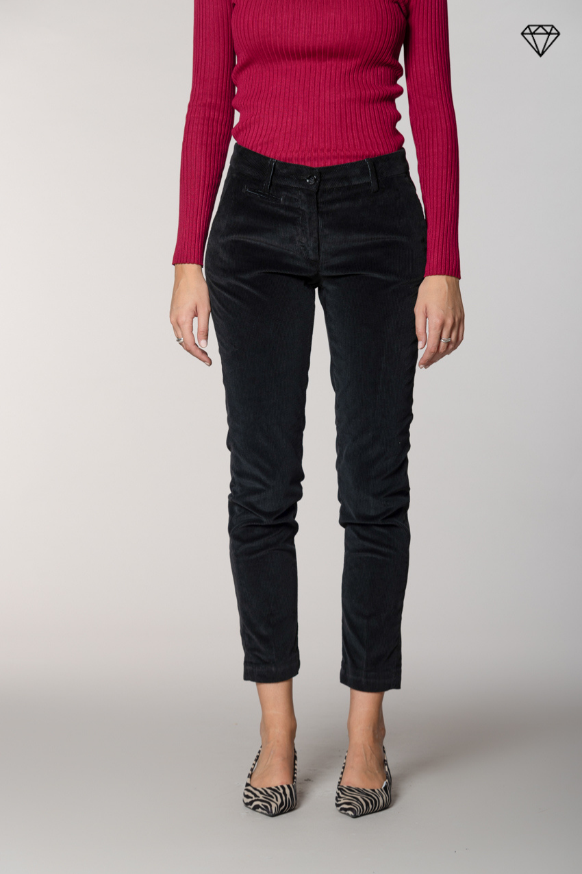 New York Slim pantalon chino femme en velours côtelé slim fit ①