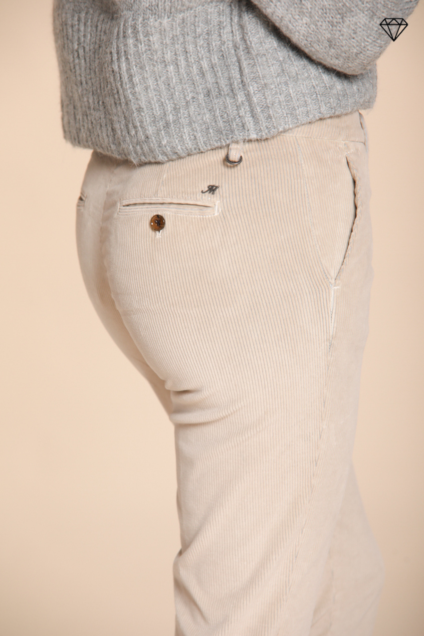 New York Slim pantalon chino femme en velours côtelé slim fit ①