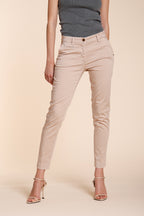 New York Slim pantalone chino donna in raso stretch slim fit ①