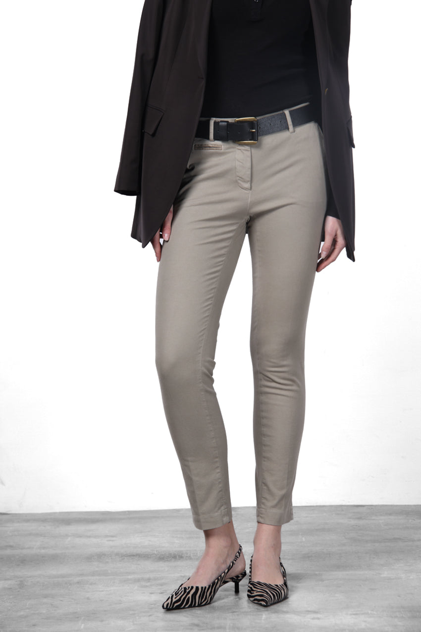 New York Slim pantalone chino donna in raso slim fit ①