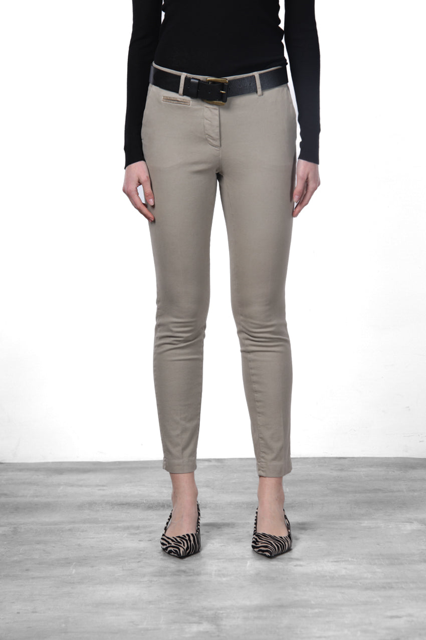 New York Slim pantalone chino donna in raso slim fit ①