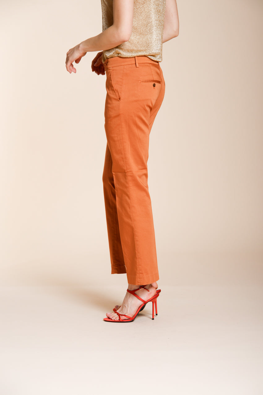 New York Trumpet pantalon chino femme en satin stretch slim fit