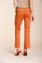 New York Trumpet pantalon chino femme en satin stretch slim fit