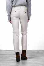 New York Trumpet pantalone chino donna in gabardina slim fit ①