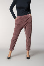 Malibu Jogger City Damen-Chinohose aus Kordsamt Relaxed Fit