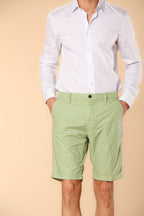 Osaka Bermuda Chino Herren aus Lyocell- und Baumwoll-Parachutestoff Carrot Fit