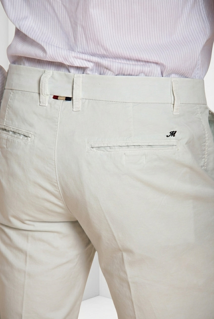 London bermuda chino homme en gabardine stretch regular fit ①