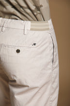 New York Side Elax Herren-Bermuda-Chino-Jogger aus elastischer Gabardine Regular Fit