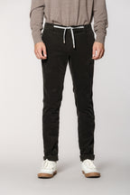 New York String Herren Chino Jogger aus 1500-Rippen-Samt Regular Fit