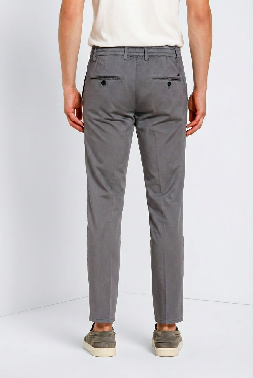 Milano Jogger Travel pantalone chino uomo in raso tecnico travel stretch extra slim fit