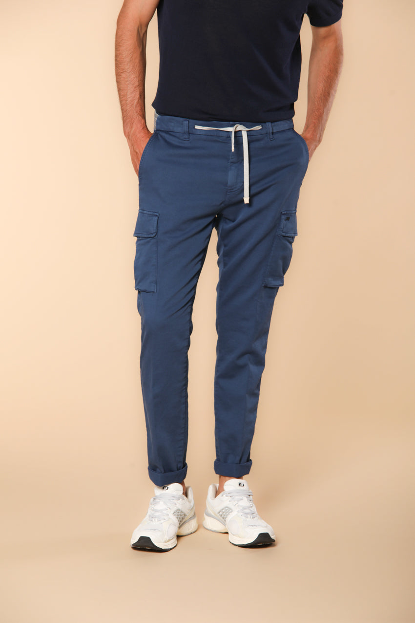 Immagine 1 di Chile Golf pantalone cargo jogger uomo in jersey stretch carrot fit colore blu scuro di Mason's