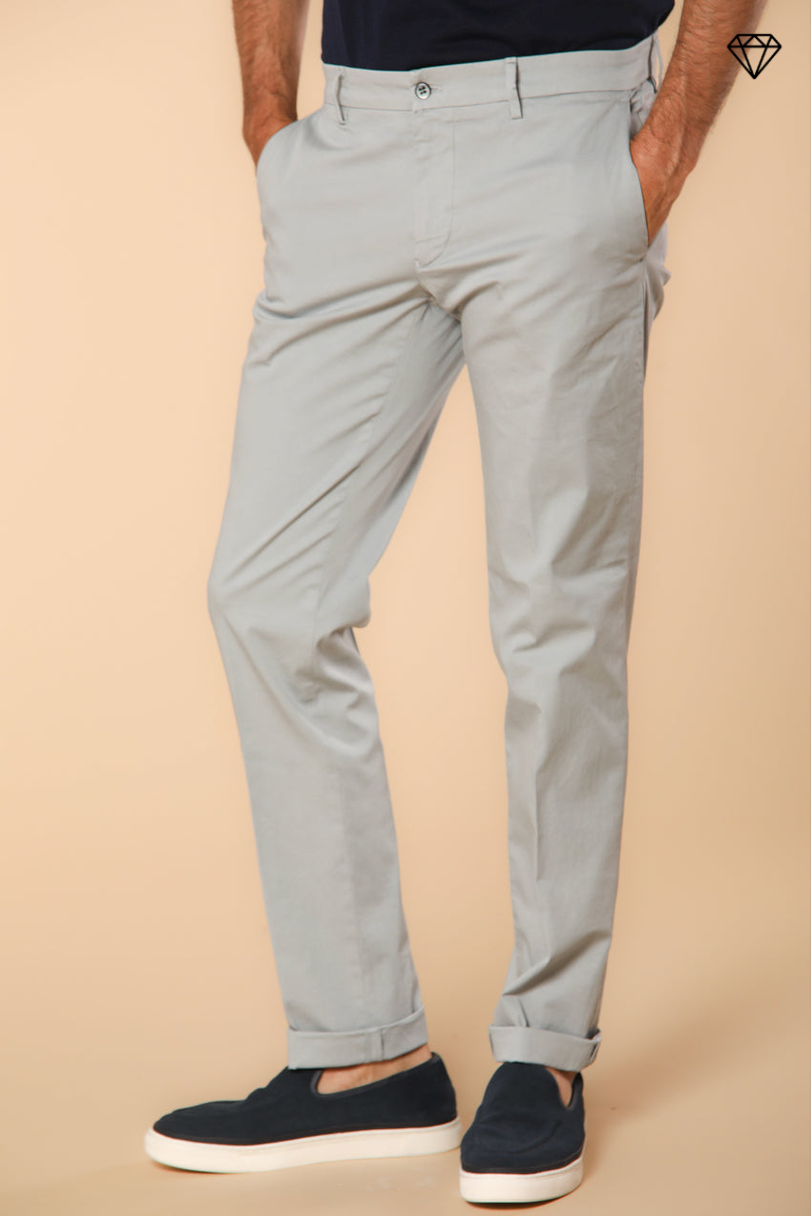 New York Herren Chino Hose aus Stretch-Satin Regular Fit ①