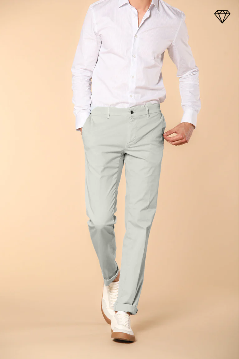 New York Herren Chino Hose aus Stretch-Satin Regular Fit ①