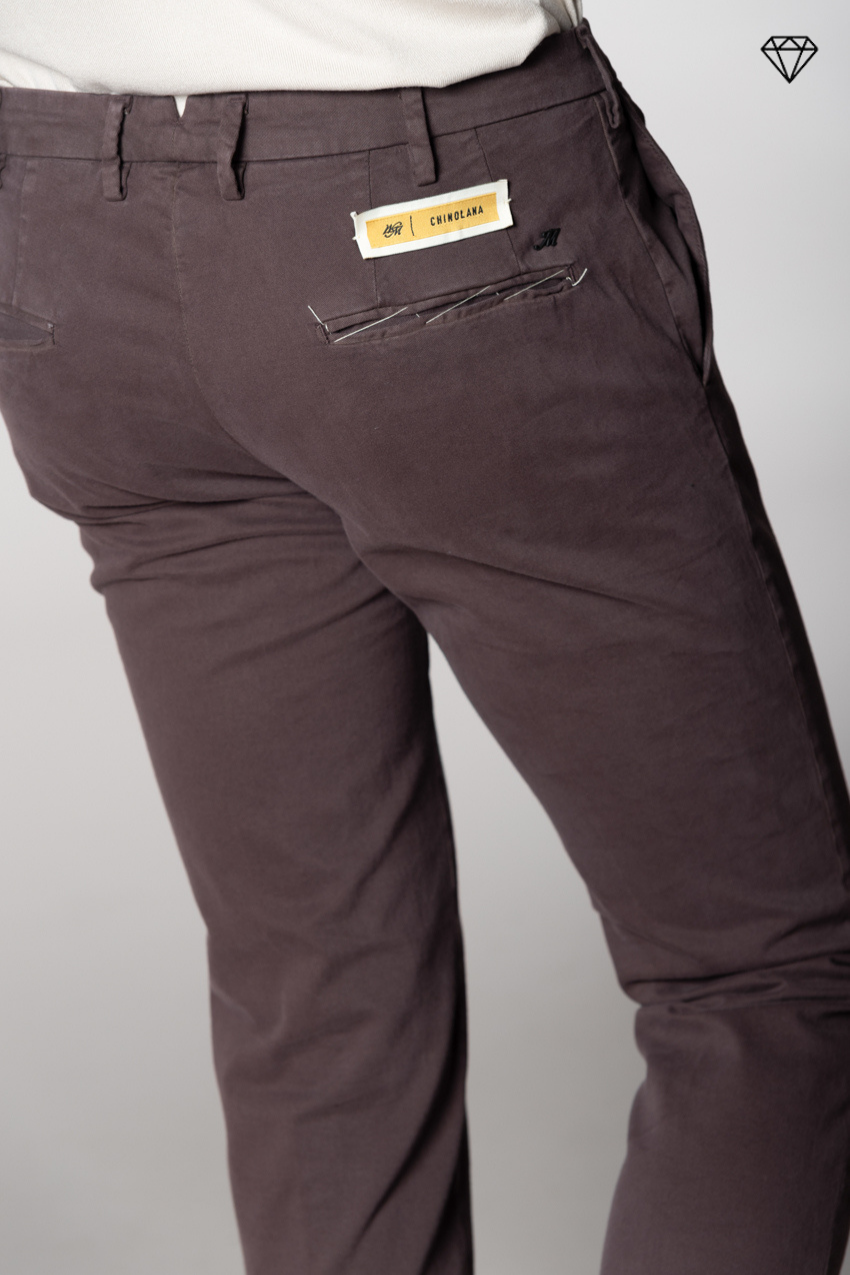 New York Sartoriale Herren Chinohose maßgeschneidert aus Baumwolle und Wolle Regular Fit ①