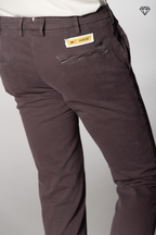 New York Sartoriale Herren Chinohose maßgeschneidert aus Baumwolle und Wolle Regular Fit ①