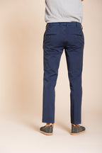 New York Hose Chino Herren aus Stretch-Gabardine regular fit ①
