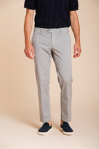New York Pantalone Chino Herren aus Stretch-Gabardine regular fit ①