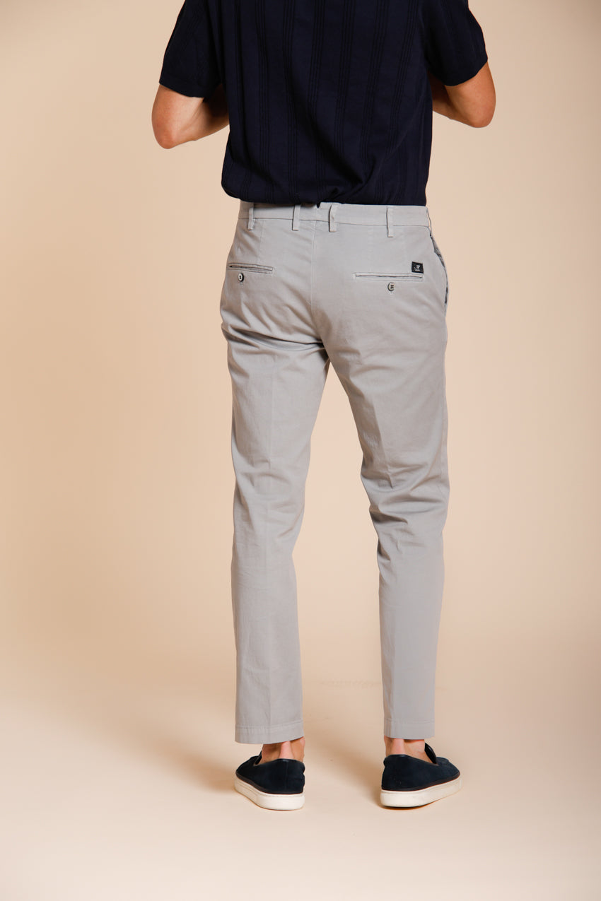 New York Pantalone Chino Herren aus Stretch-Gabardine regular fit ①