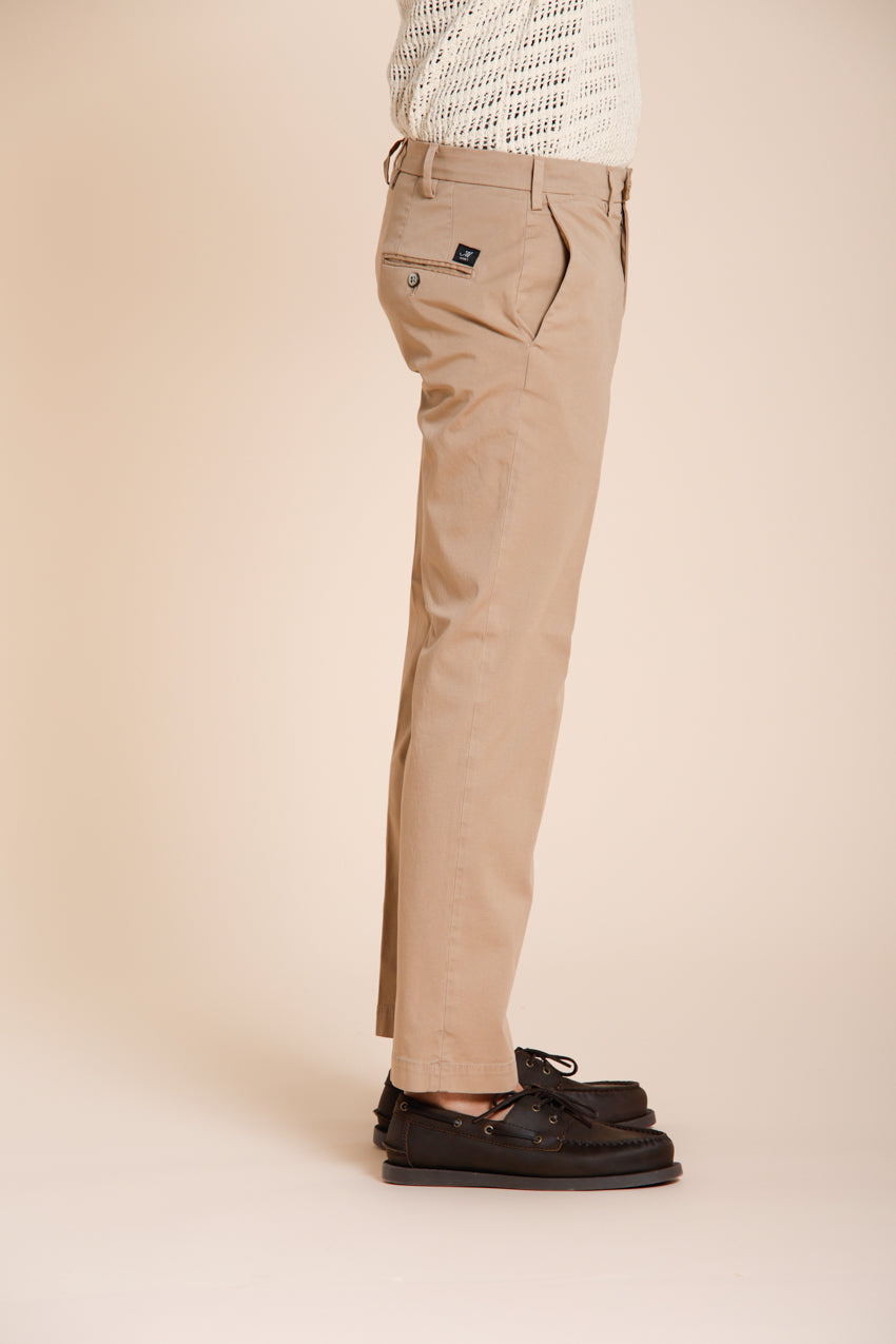 New York Hose Chino Herren aus Stretch-Gabardine regular fit ①