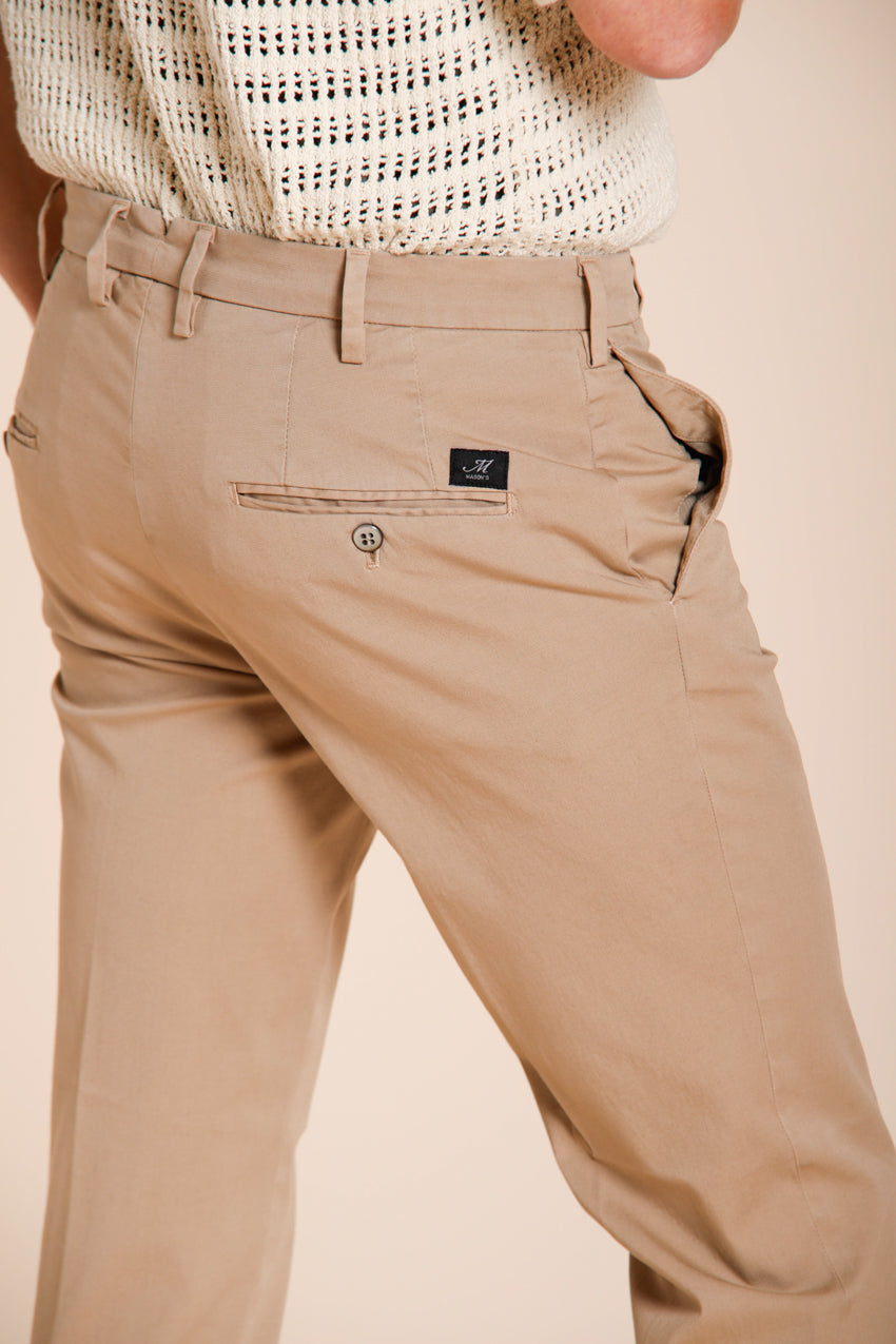 New York Hose Chino Herren aus Stretch-Gabardine regular fit ①