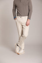 Foto 1 New York Time 2 Pinces pantalone chino uomo in resca tinto filo cashmere regular fit