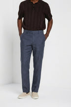 Dettaglio pantalone chino uomo New York Icon Flex Mason's carta da zucchero in twill SS26