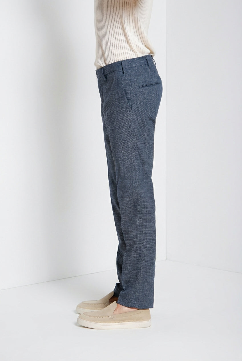 New York men's chino pants in yarn-dyed micro houndstooth regular fit
