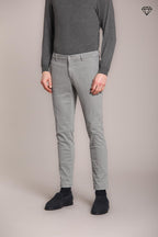 Foto 1 Milano pantalone chino uomo in gabardina stretch extra slim fit ①