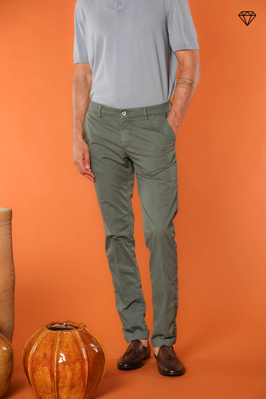 Milano Herren Chino Hose aus Pima-Baumwolle Extra Slim Fit ①