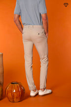 Milano Herren Chino Hose aus Pima-Baumwolle Extra Slim Fit ①