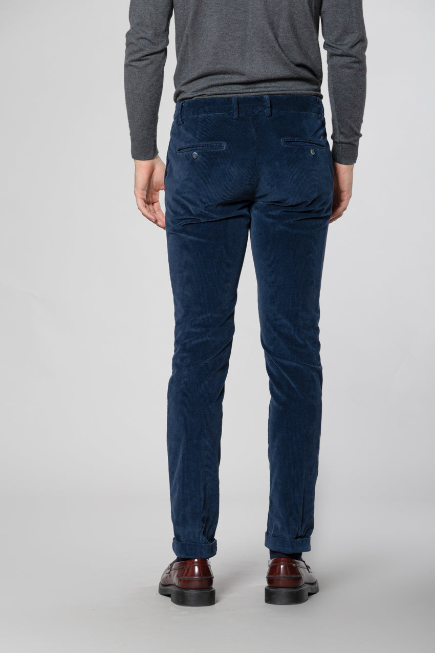 Milano Herren Chinohose aus 500-Rippen-Samt extra slim fit
