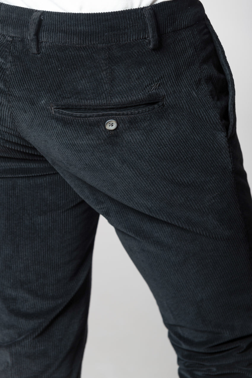 Milano Herren Chinohose aus 500-Rippen-Samt extra slim fit