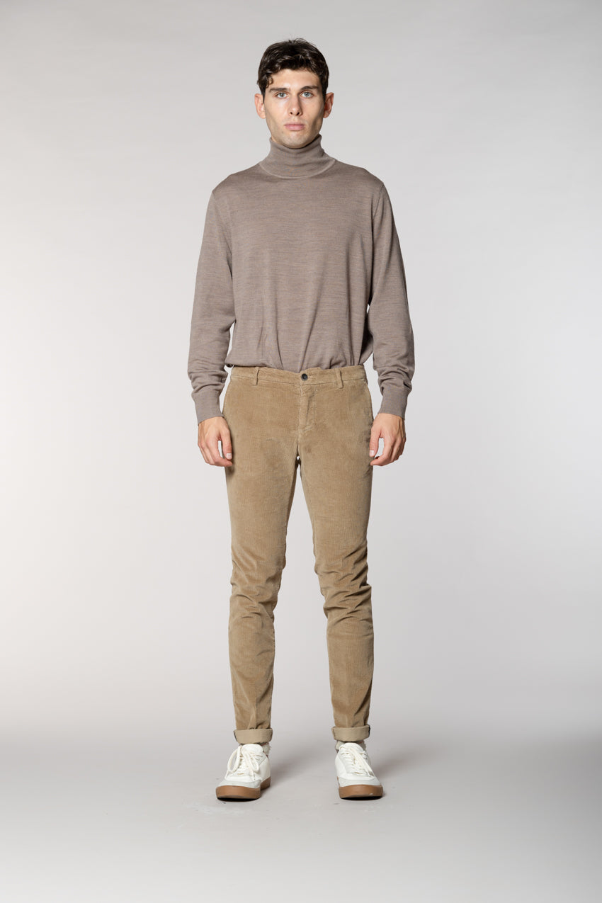 Milano Herren Chinohose aus 500-Rippen-Samt extra slim fit