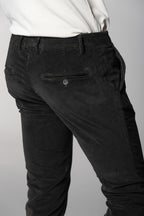 Milano Herren Chinohose aus 500-Rippen-Samt extra slim fit