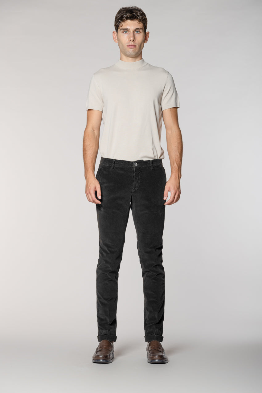 Milano Herren Chinohose aus 500-Rippen-Samt extra slim fit