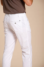 Milano Hose Chino Herren aus Stretch-Gabardine extra slim fit ①