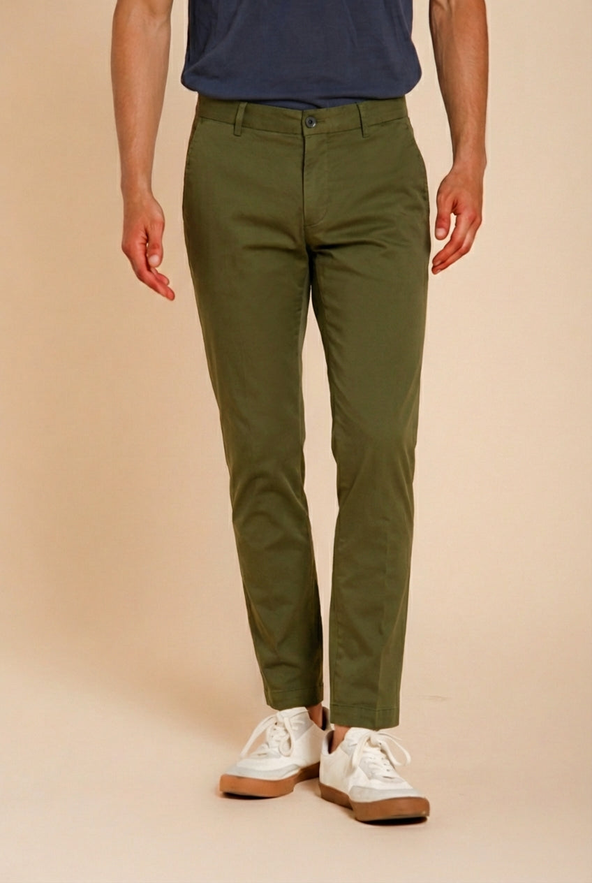 Milano pantalone chino uomo in gabardina stretch extra slim fit ①