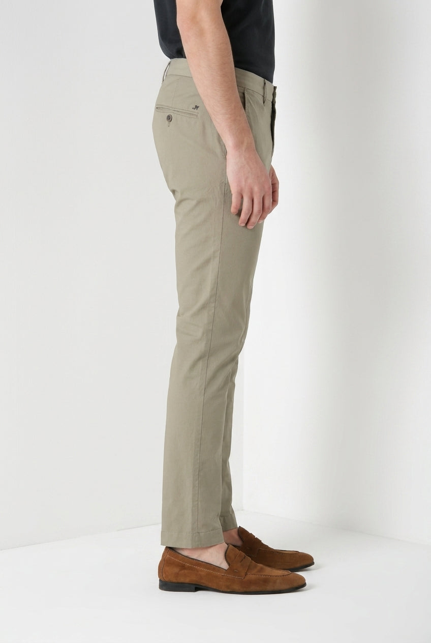 Milano pantalon chino homme en gabardine stretch extra slim fit ①