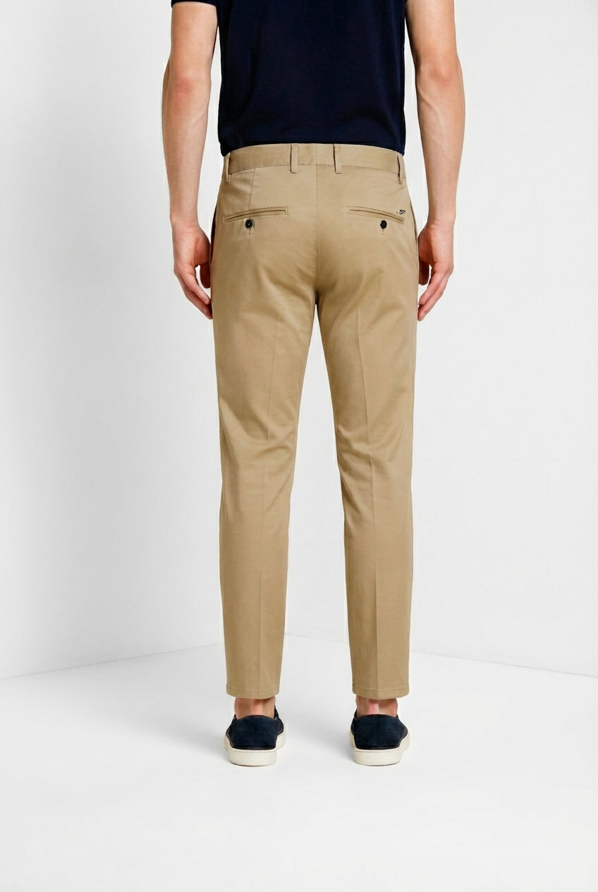Milano pantalone chino uomo in gabardina stretch extra slim fit ①