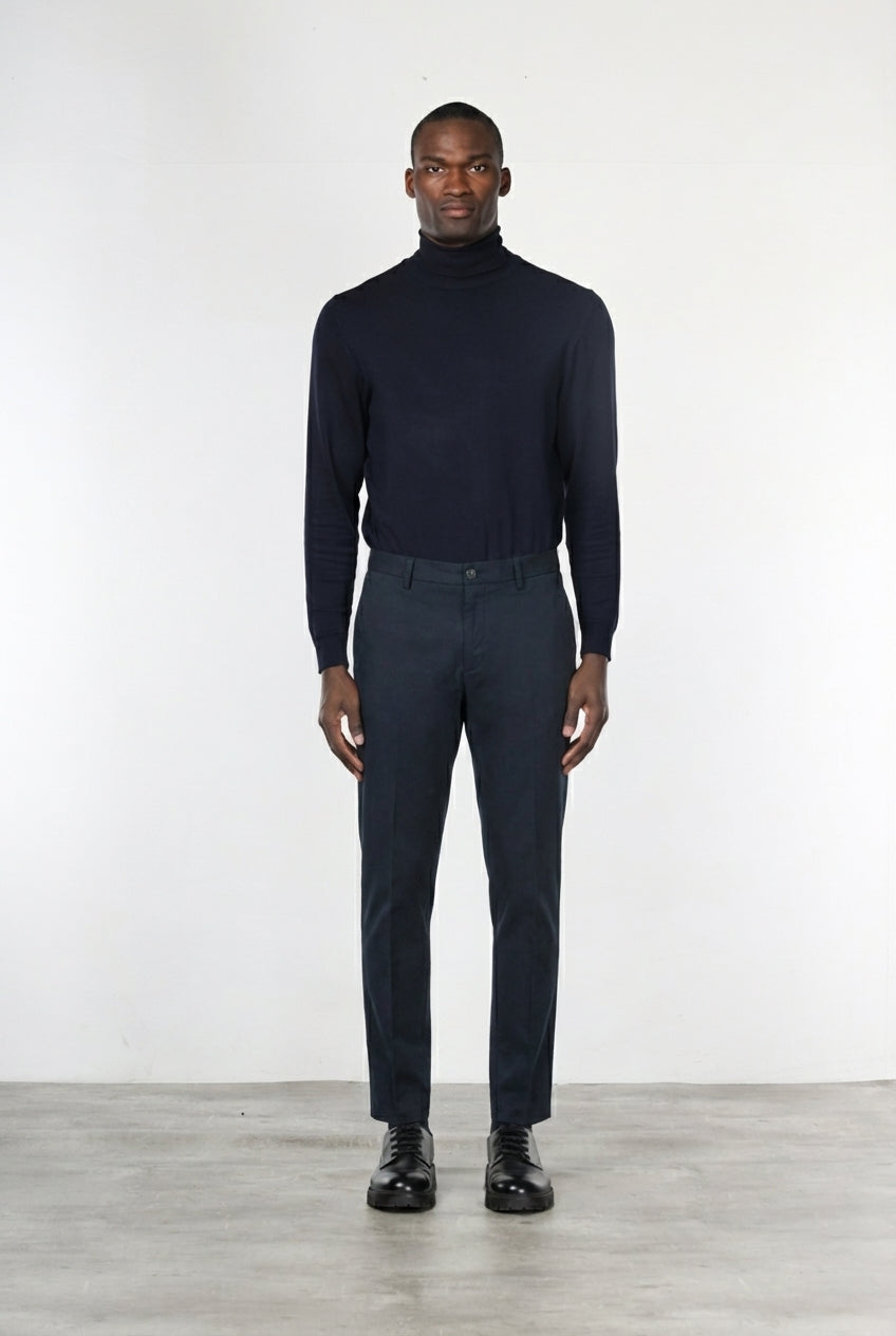 Milano pantalone chino uomo in gabardina stretch extra slim fit ①