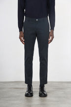 Milano pantalone chino uomo in gabardina stretch extra slim fit ①