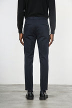 Milano pantalone chino uomo in gabardina stretch extra slim fit ①