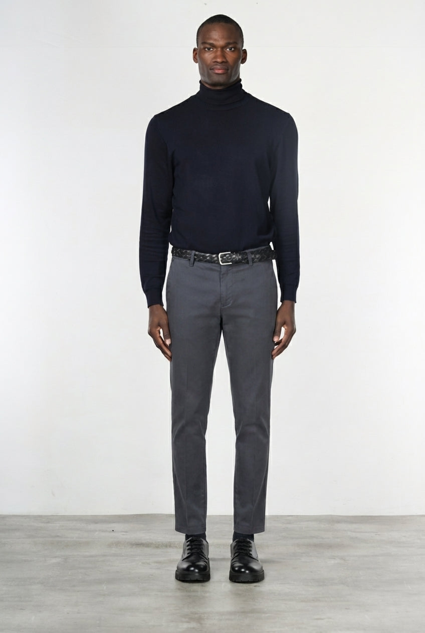 Milano pantalone chino uomo in gabardina stretch extra slim fit ①
