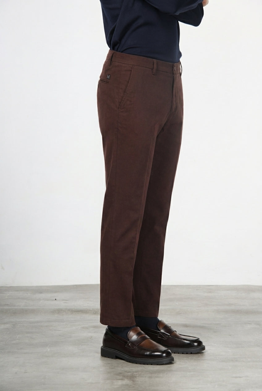 Milano pantalone chino uomo in gabardina stretch extra slim fit ①