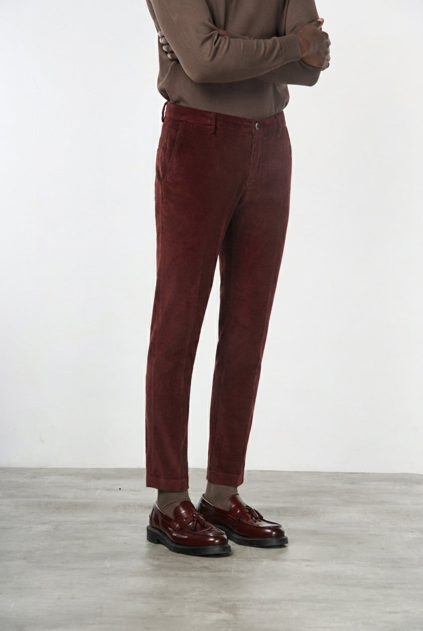 Milano men’s chino pants in 500-wale velvet with extra slim fit ①
