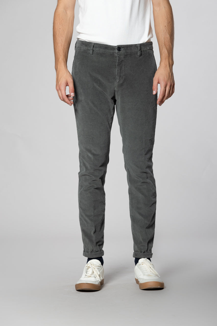 Osaka Herren Chinohose aus 500-Rippen-Samt Carrot Fit