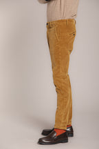 Foto 4 Osaka pantalone chino uomo in velluto 500 righe carrot fit