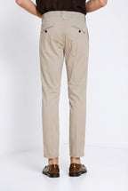 Osaka 1 Pinces pantalone chino uomo in raso di cotone e seta carrot fit ①